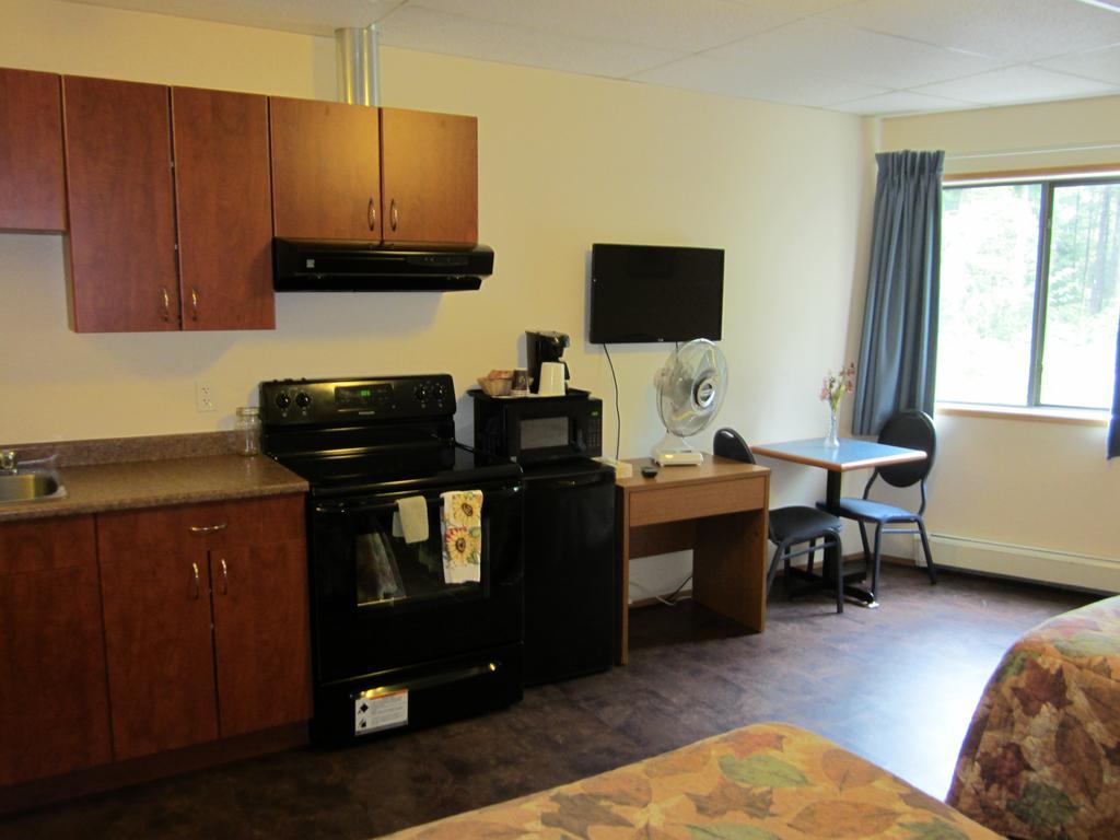 Anchor Inn Hotel Prince Rupert Zewnętrze zdjęcie